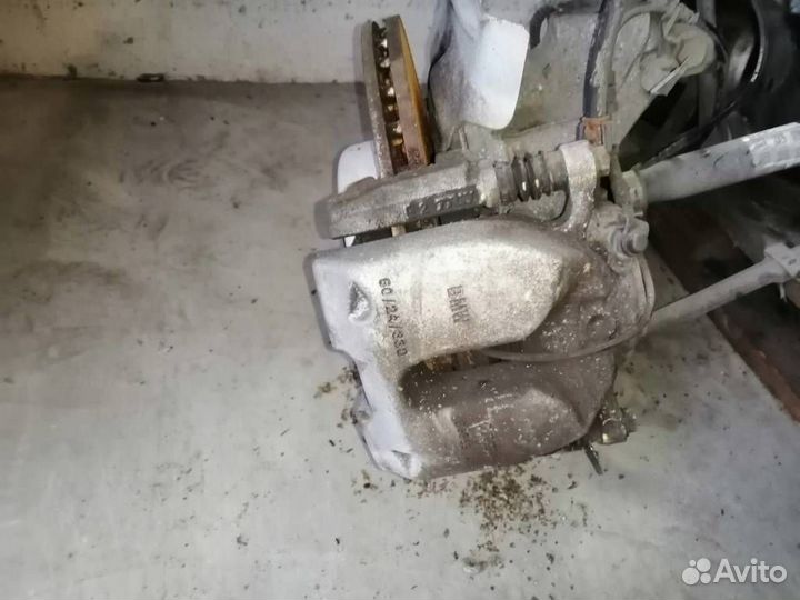 Суппорт передний левый BMW X3 G01 M-paket