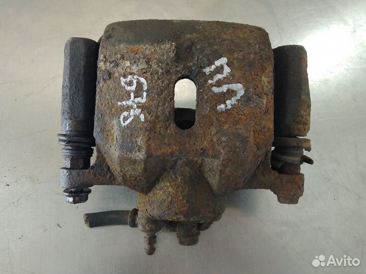 Суппорт передний левый Faw Vita