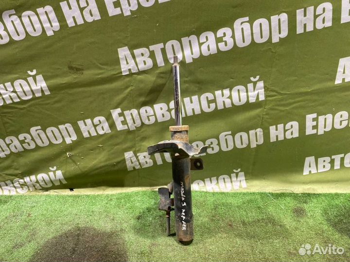 Стойка подвески передняя левая Mazda Mazda3 BK