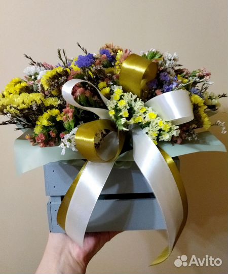 Композиция из статицы