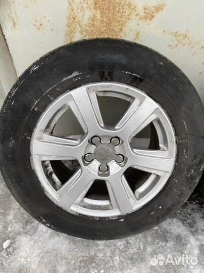 Оригинальные колеса в сборе Audi R17