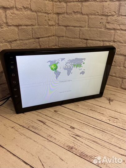 Мультимедиа Android Avensis T 250