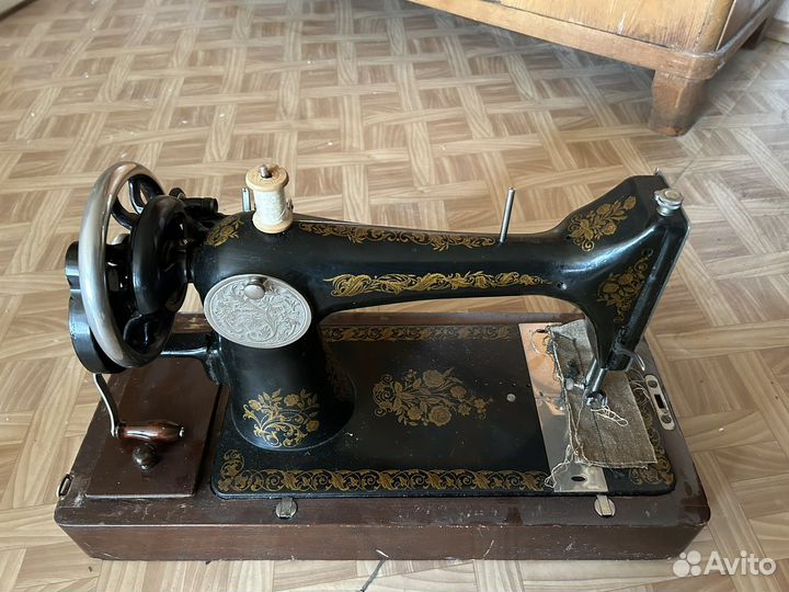 Швейная машинка подольская ручная
