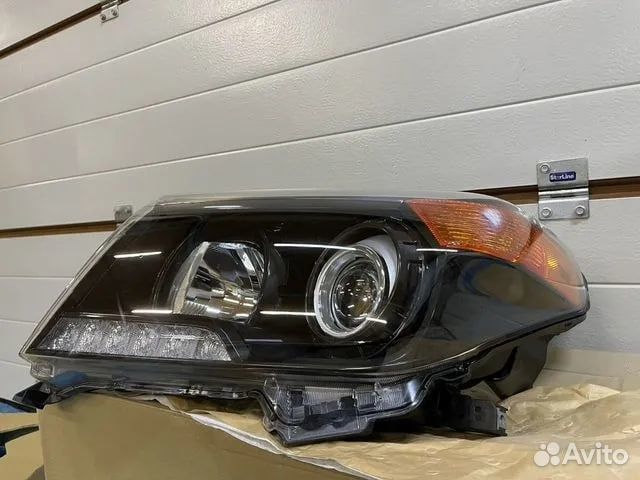 Фары Land Cruiser 200 Executive черные, бегающие