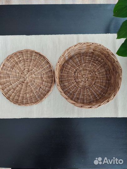 Круглая корзина для хранения из лозы