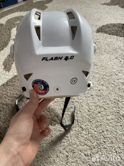 Шлем хоккейный юниорский