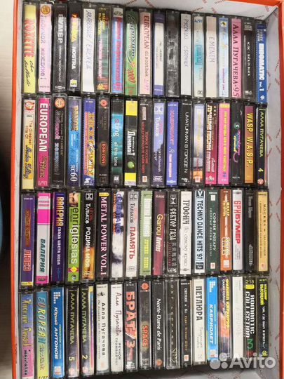 Аудиокассеты в ассортименте