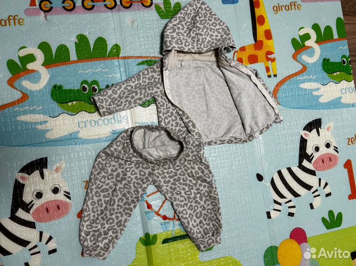 Костюм детский (80 размер)