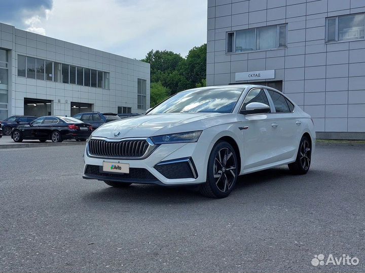 Skoda Octavia 1.4 AT, 2023