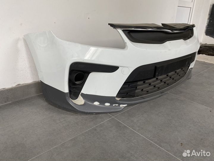 Передний бампер kia rio 4 2019 год