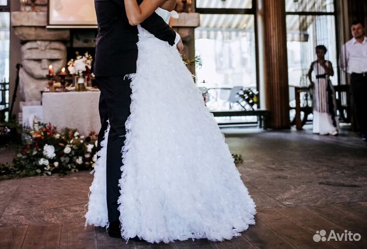 Свадебное платье Papilio. Фата в подарок торг