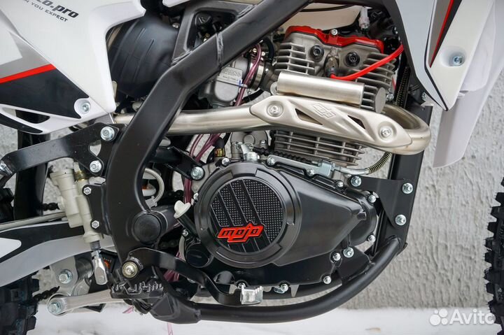 Кроссовый мотоцикл BSE Z6 Y Factory Metallic (020)