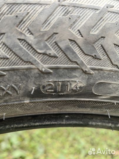 Nokian Tyres Hakkapeliitta 8 SUV 255/35 R19 103T