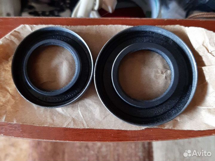 Сальник коробки передач Лада