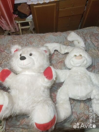 Плюшевый медведь и заяц