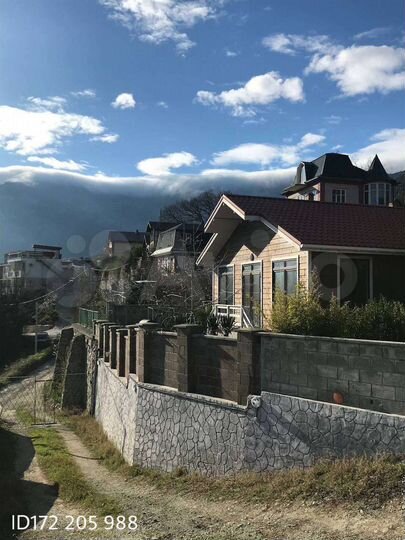 Дом 217 м² на участке 11 сот.