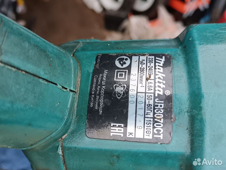 Сабельная пила Makita jr3070ct не рабочая