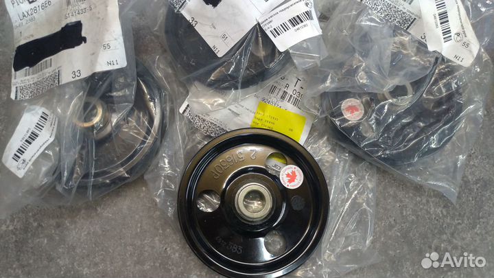 Шкив гур Dodge Caravan 97-07г