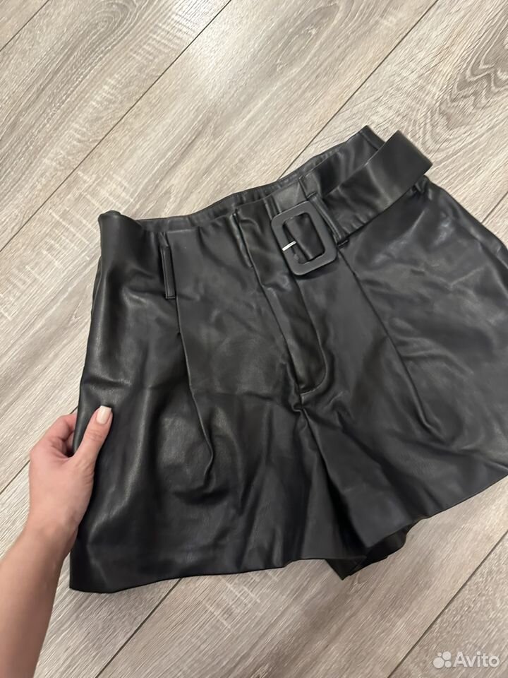 Кожаные шорты zara XS