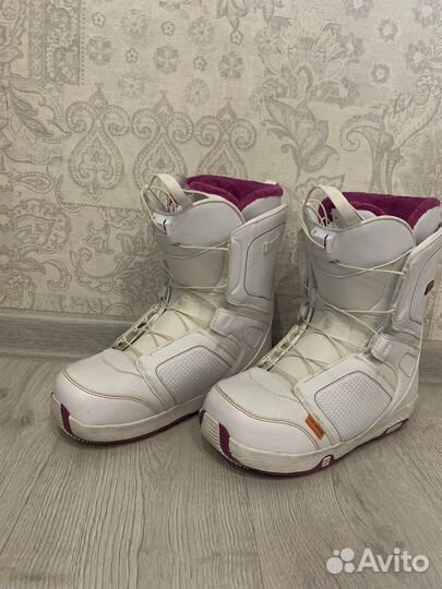Сноубордические ботинки женские