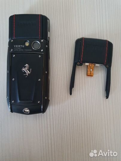 Vertu Ascent Ti Ferrari Nero