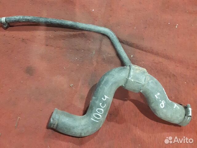 Верхний патрубок радиатора ауди 100 с4