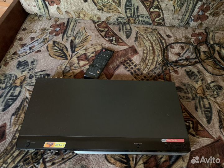 DVD -плеер Samsung с функцией караоке