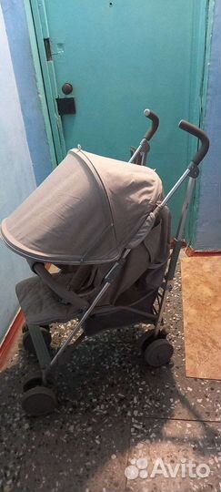 Прогулочная коляска трость