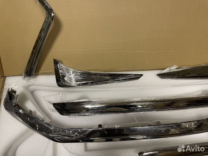 Lexus LX570 2015+ Хром комплект Black Vision L6GY2