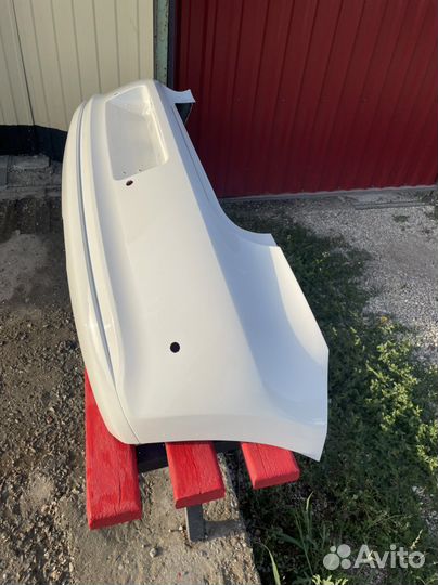 Задний бампер на volkswagen polo hatchbach