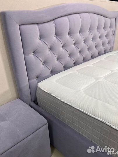 Кровать двухспальная