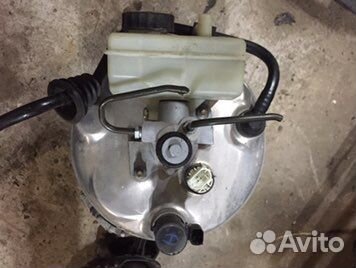 Вакуумный насос на mercedes 220