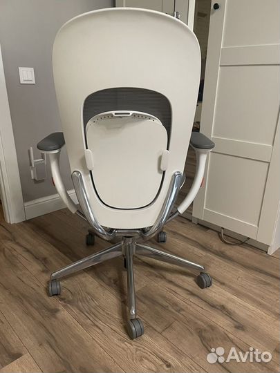 Кресло Xiaomi Yuemi YMI Ergonomic Chair