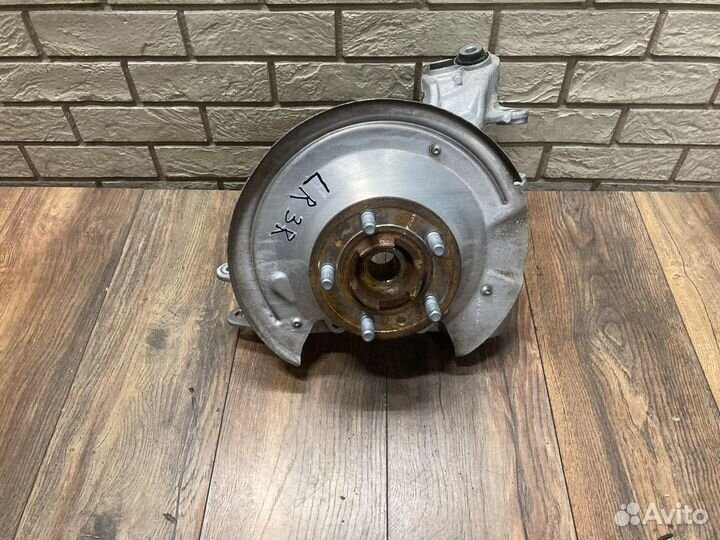 Range Rover кулак задний правый