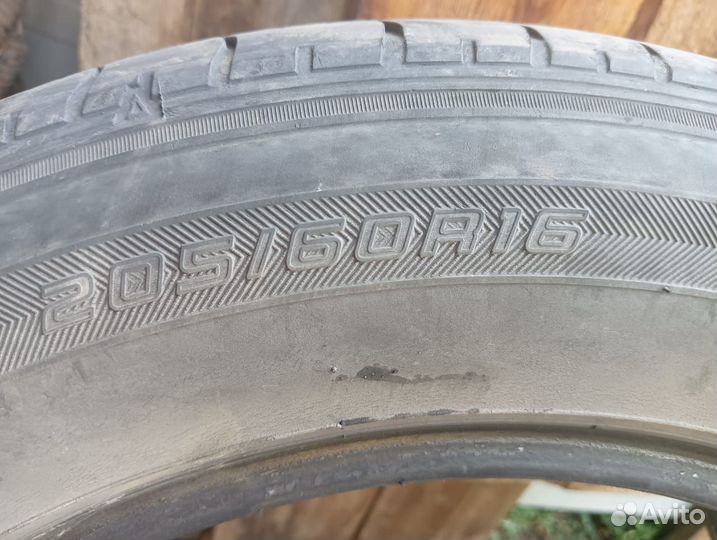 Dunlop SP Touring T1 205/60 R16 92H