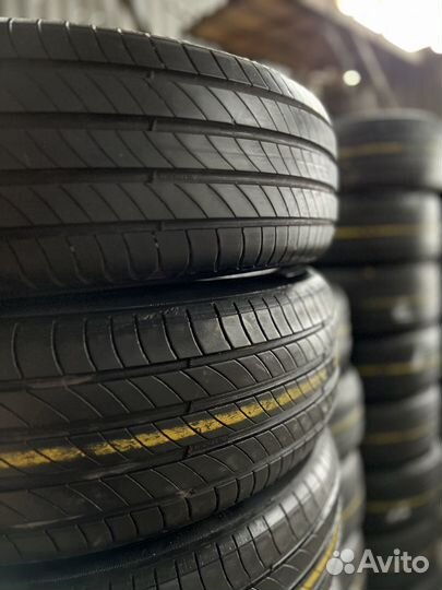 Michelin Primacy 4 215/65 R16