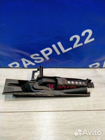 Накладка водосточного желобка передняя левая Bmw