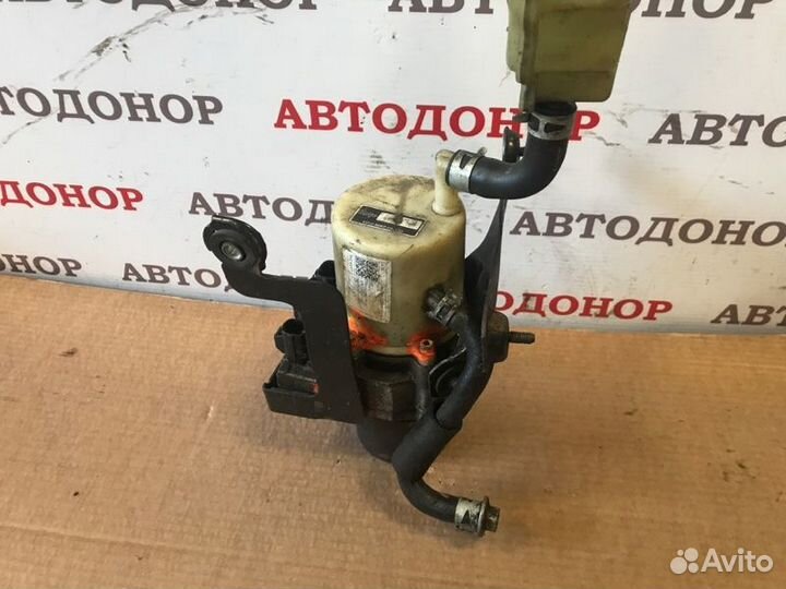 Насос гидроусилителя руля Mazda 3 2006