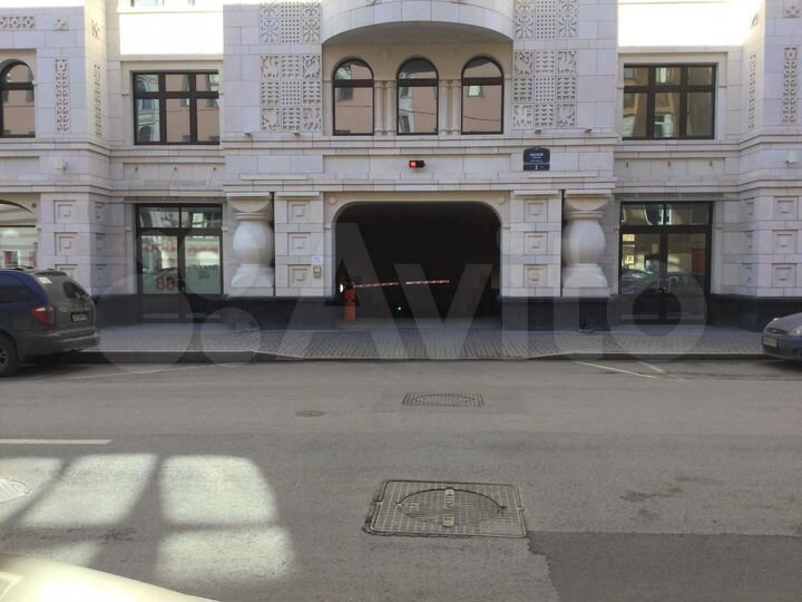 Машиноместо, 13 м²