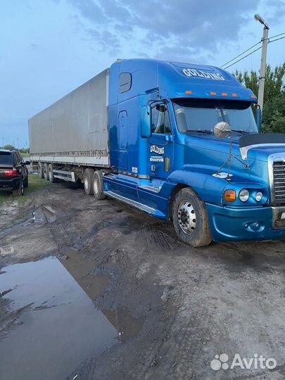 Freightliner Century, 2004