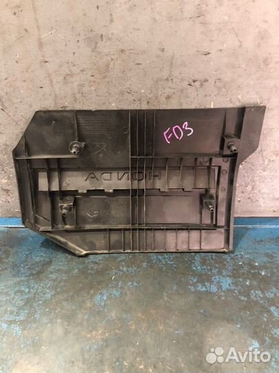 Декоративная крышка двигателя Honda Civic 8 4D FD