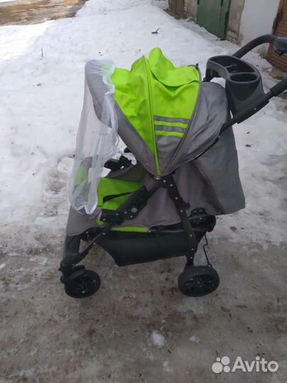 Прогулочная коляска б.у