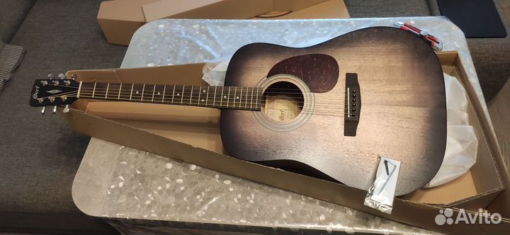 Акустическая гитара Cort Earth 60