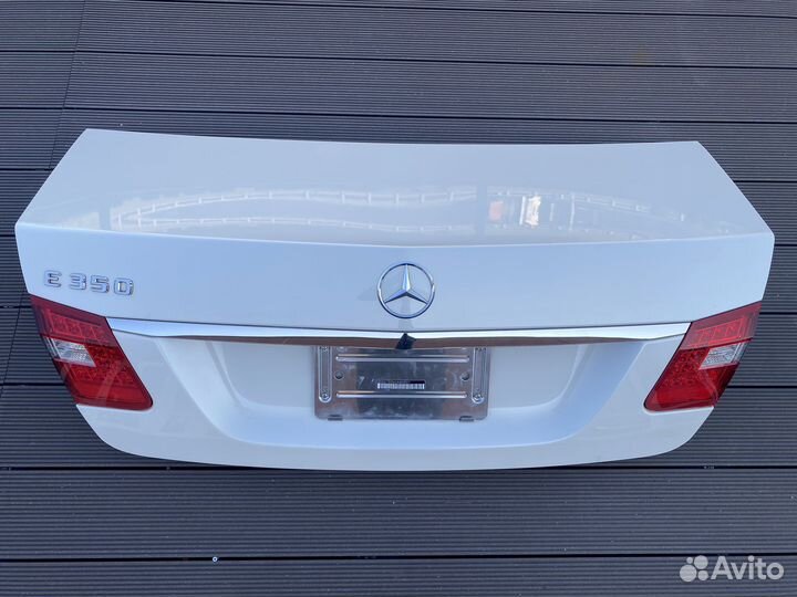 Багажник белый Mercedes w212 e 350