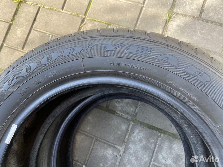 Goodyear EfficientGrip 195/60 R16