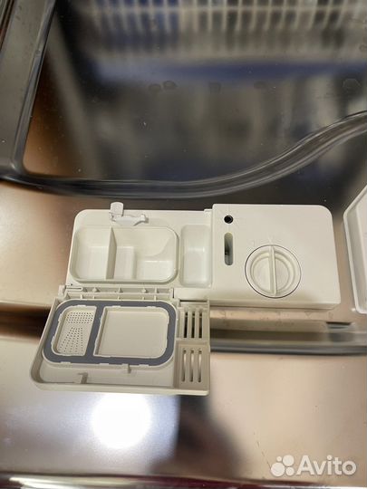 Встраиваемая посудомоечная машина Hotpoint