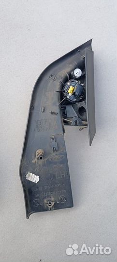 Пищалка накладка уголка Форд Фокус 2