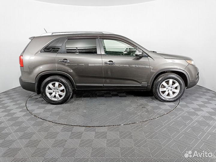 Kia Sorento 2.4 AT, 2011, 194 574 км