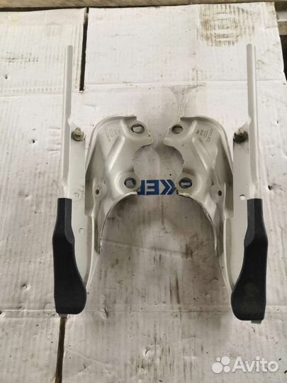 4G8823301D 4G8823302D Петли капота Audi A6 C7