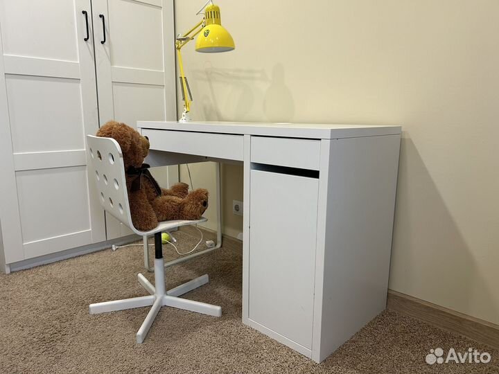 Письменный стол для школьника